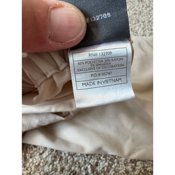 Vintage 2001 LEVIS 515 Boot Cut, Low Rise; Woman's Jeans/Pants, size 4 - Picture 7 of 12